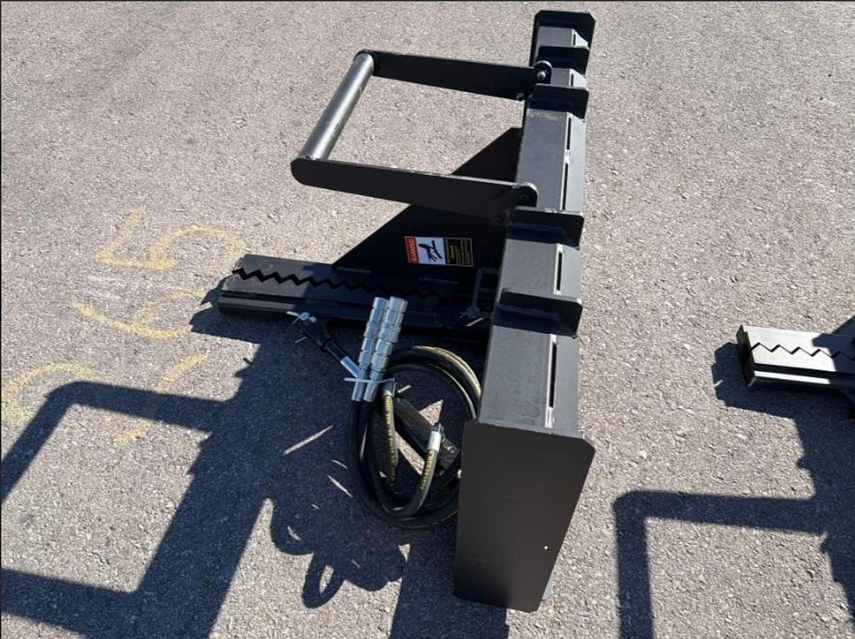 NEW - Skid Steer Post Puller thumbnail 2