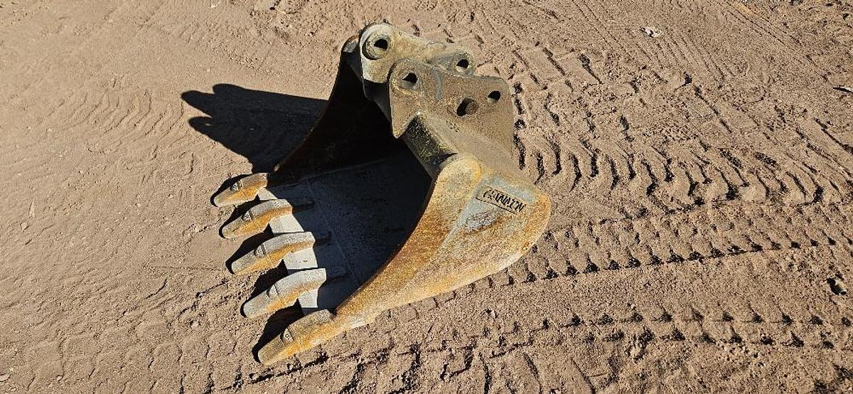 2' Mini Excavator Bucket thumbnail 3