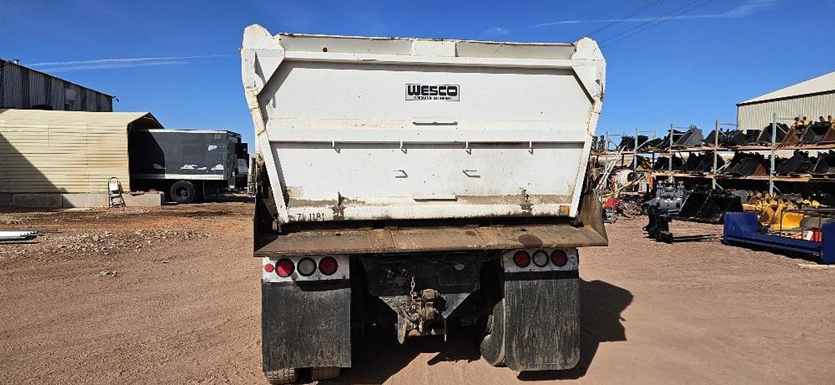 2008 Volvo Dump Truck thumbnail 4