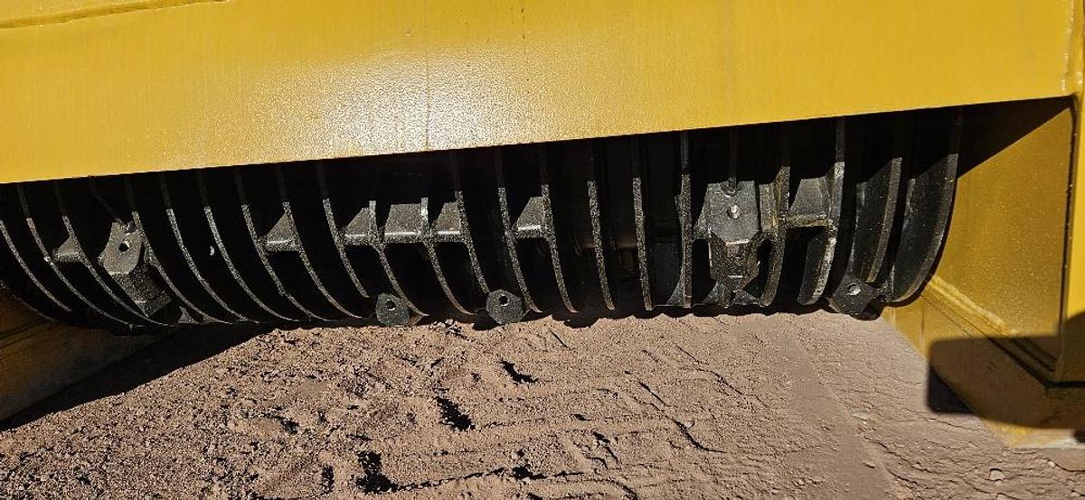 Tree Grinder Mulcher thumbnail 6