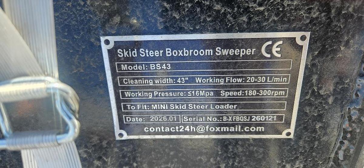 Mini Skid Steer Broom thumbnail 3