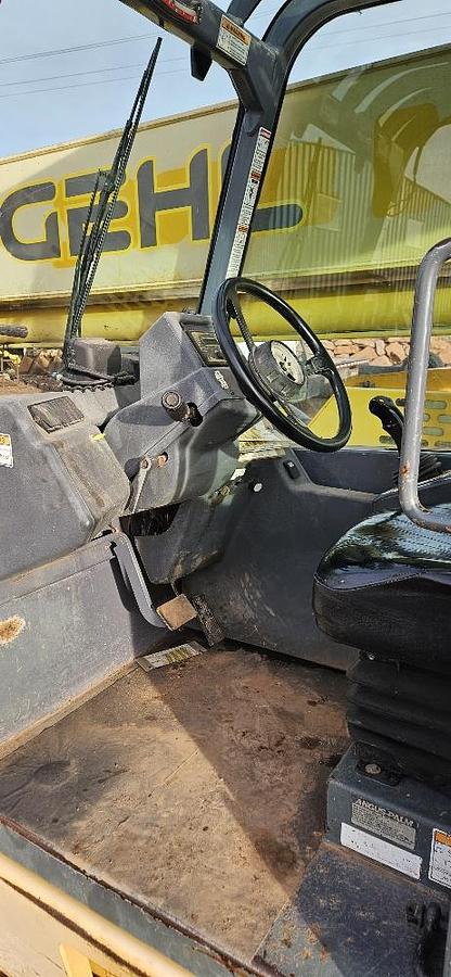 2008 Gehl Telehandler thumbnail 19