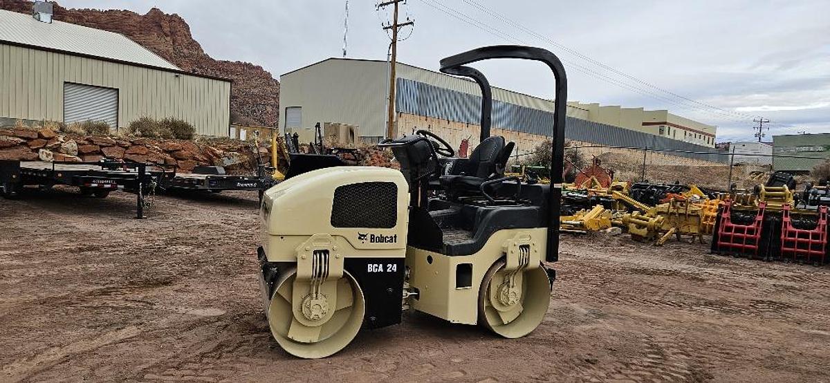 Bobcat/ Ingersoll Rand Roller Compactor