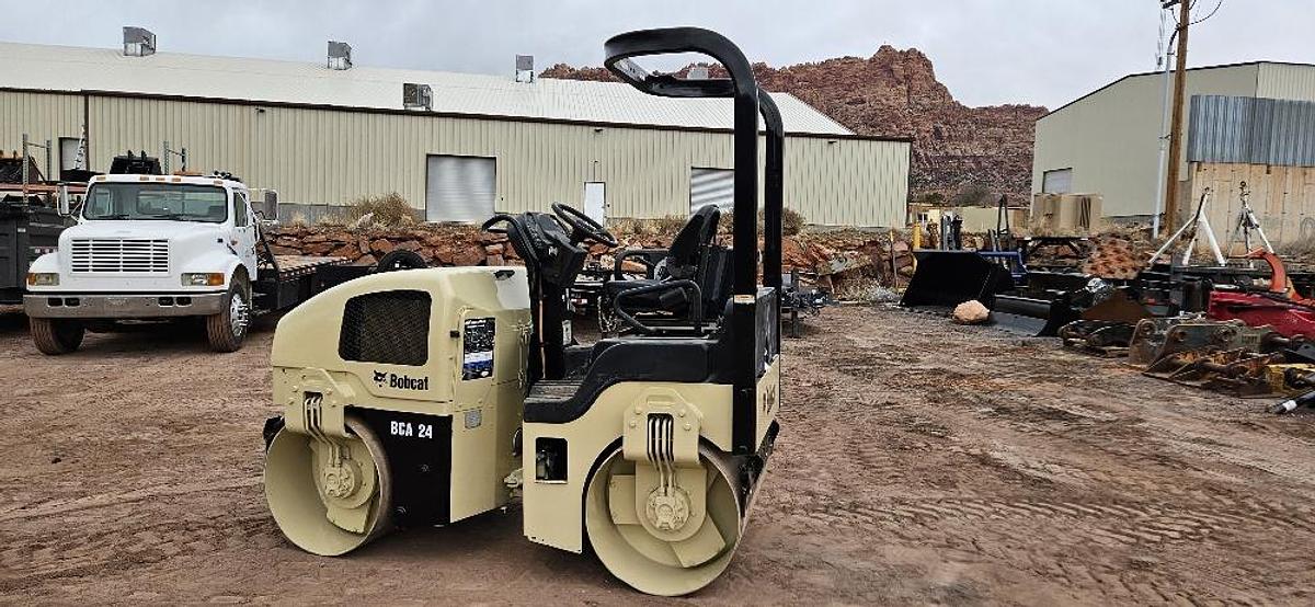 Bobcat/ Ingersoll Rand Roller Compactor thumbnail 3