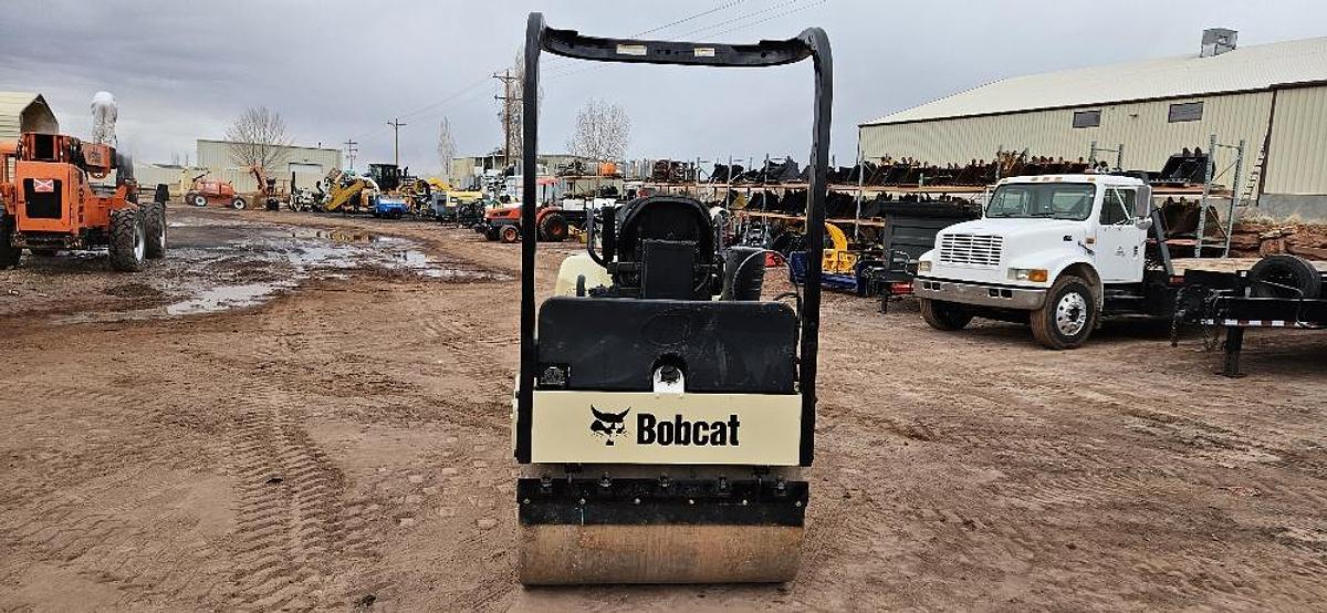 Bobcat/ Ingersoll Rand Roller Compactor thumbnail 5