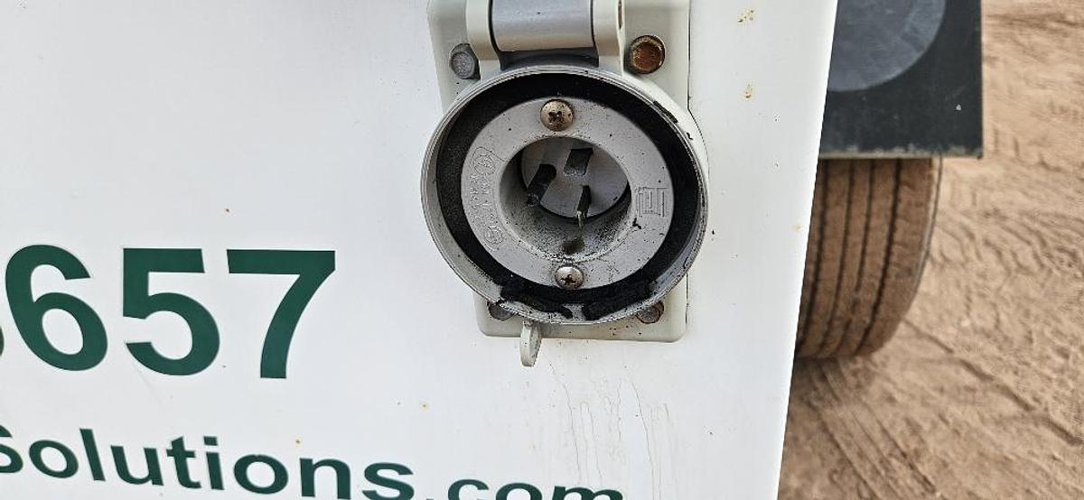 Solar Light Tower thumbnail 13