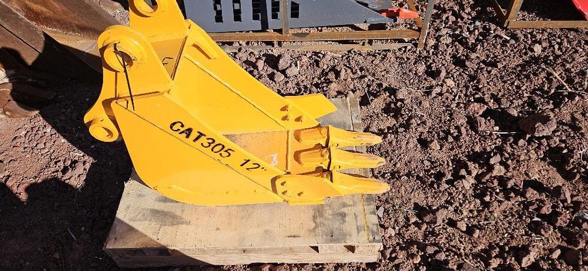 12" Mini Excavator Bucket