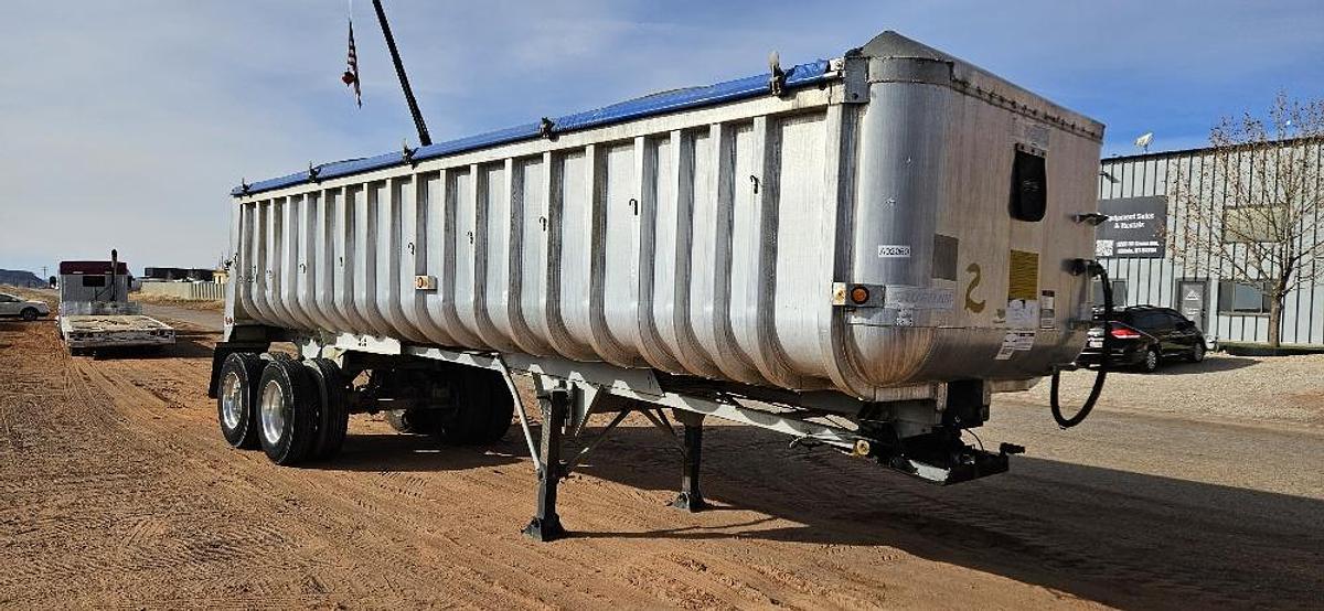 30' Dump Trailer thumbnail 4
