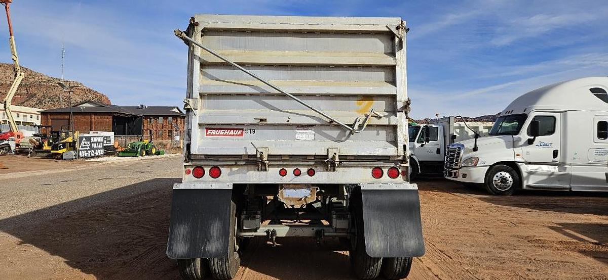 30' Dump Trailer thumbnail 9
