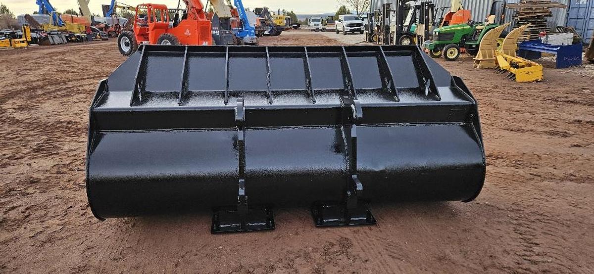 Loader Bucket thumbnail 3