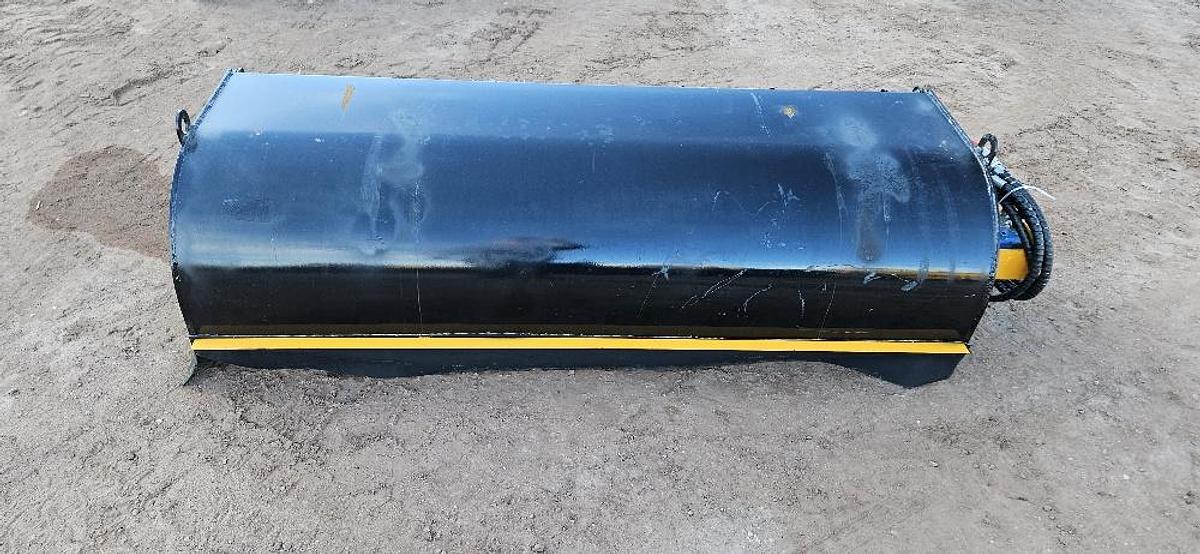 72" Skid Steer Broom thumbnail 3