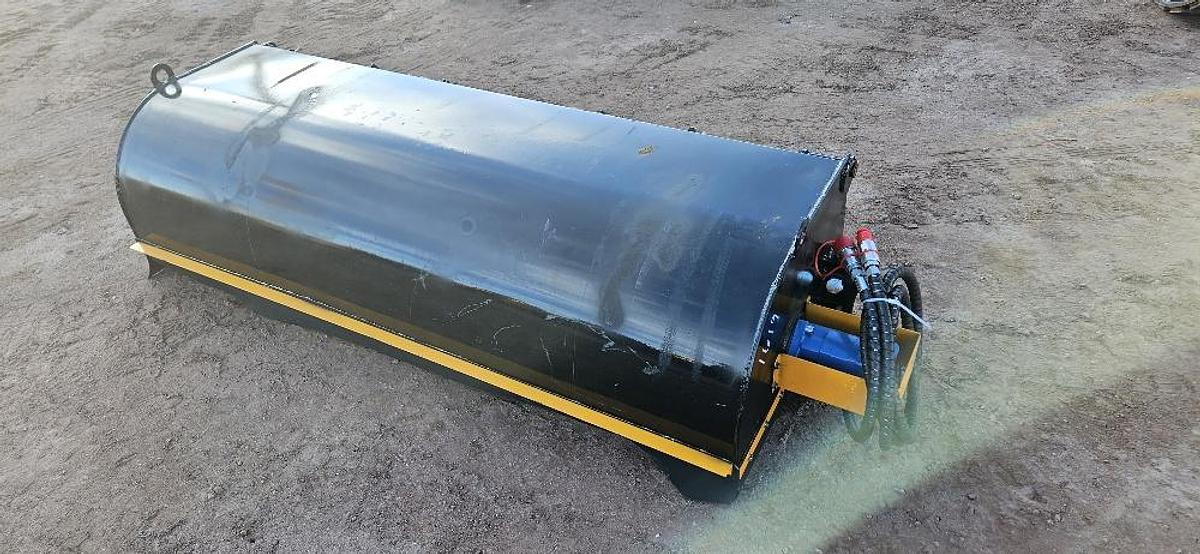 72" Skid Steer Broom thumbnail 4