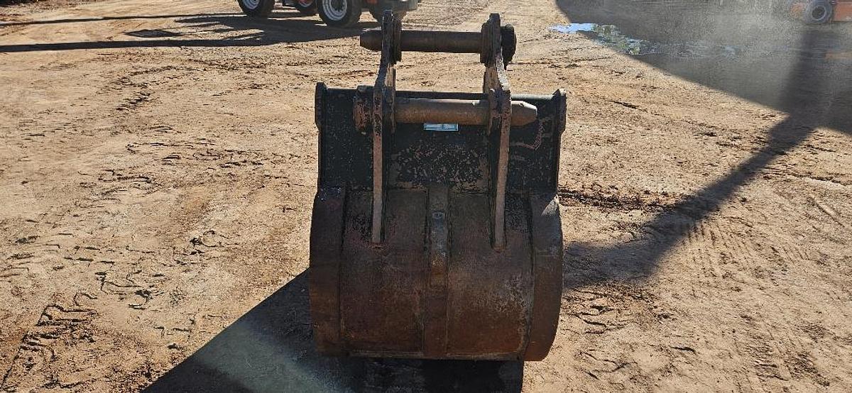 42" Excavator Bucket thumbnail 8