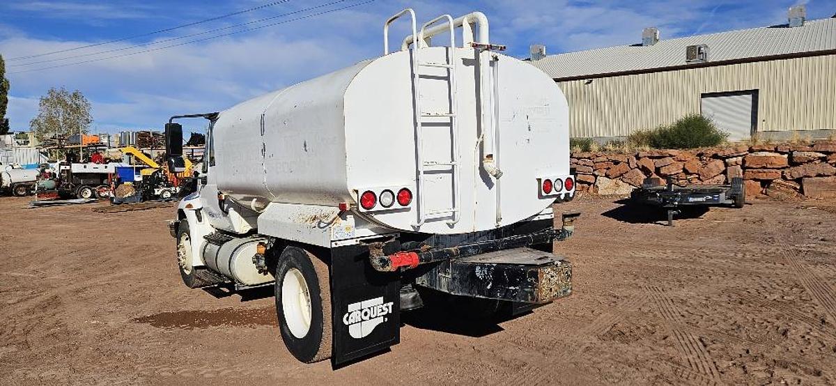 2013 International 4300 Water Truck thumbnail 4