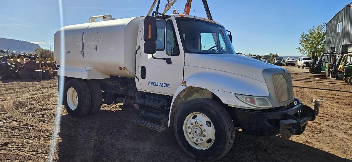 2013 International 4300 Water Truck thumbnail 8