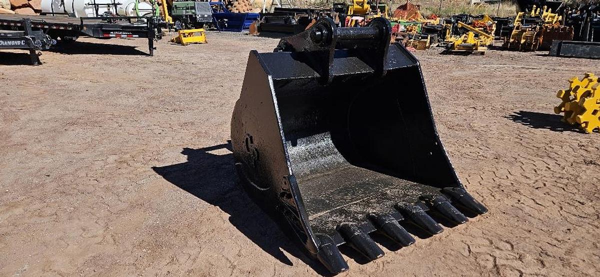64" Excavator Bucket thumbnail 3