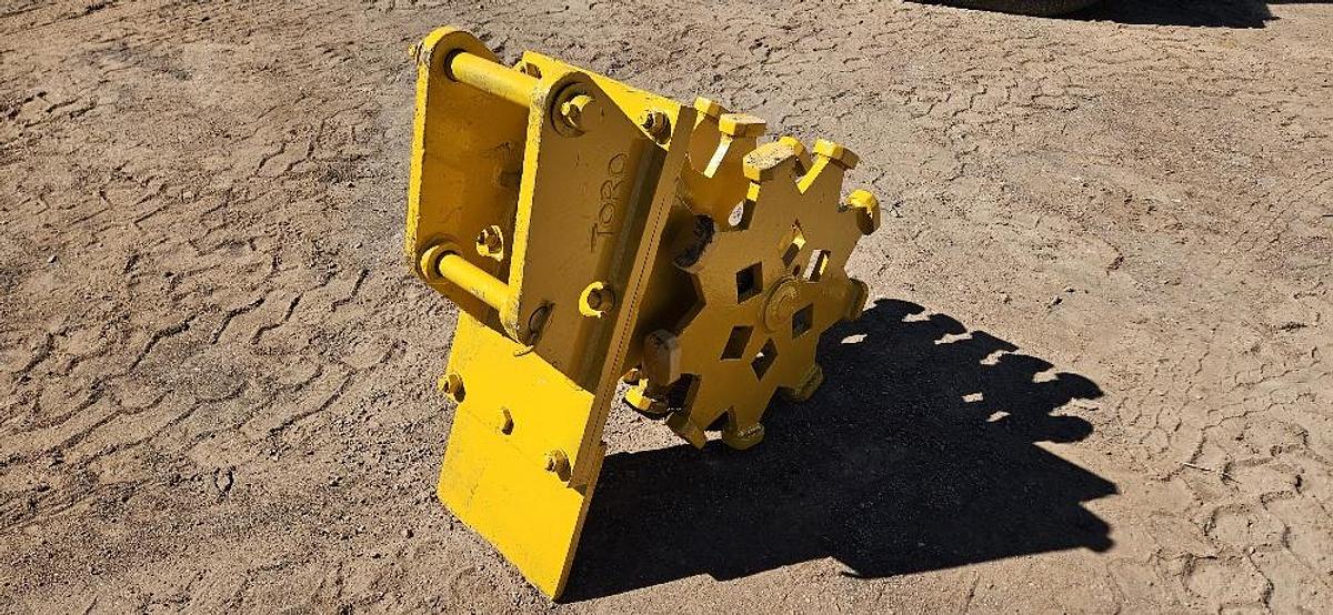 18" Backhoe Compaction Wheel thumbnail 4