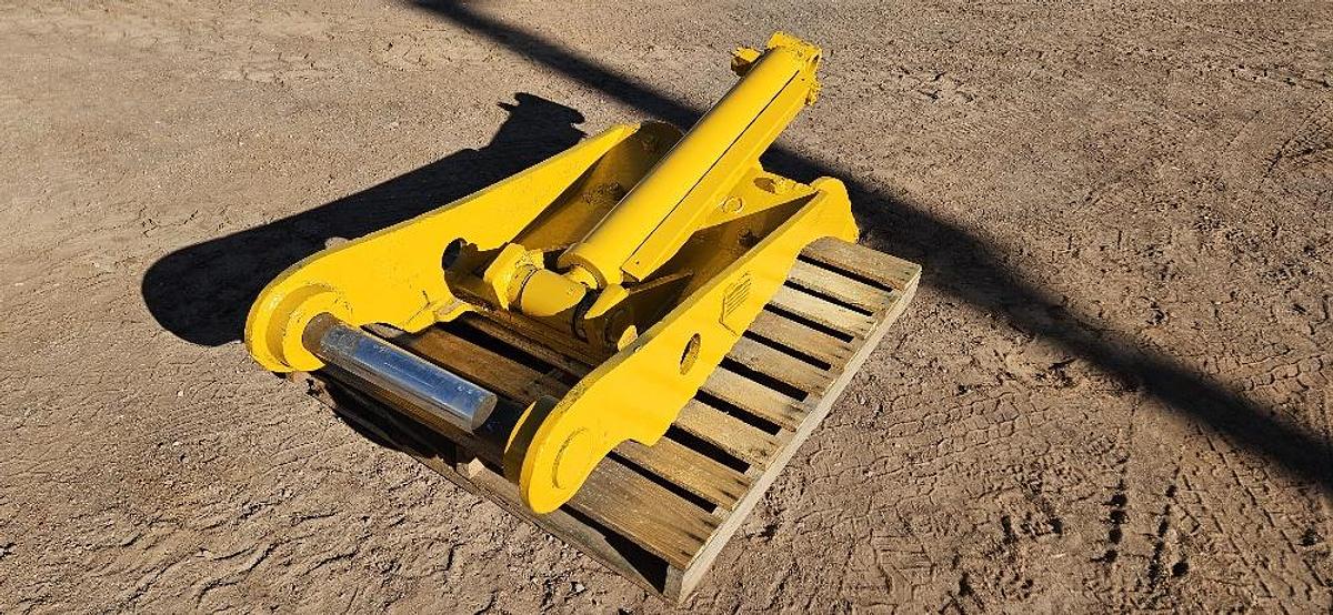 Excavator Thumb thumbnail 3