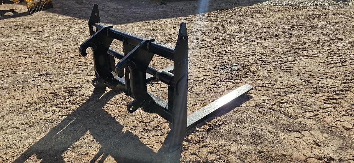 58" JRB Loader Forks thumbnail 2