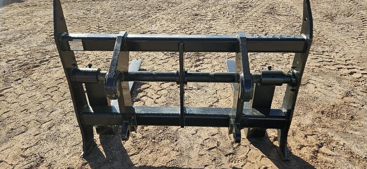58" JRB Loader Forks thumbnail 3