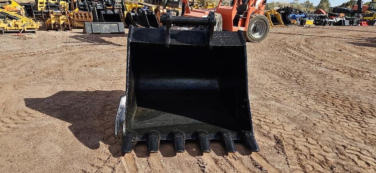 66" Excavator Bucket thumbnail 2