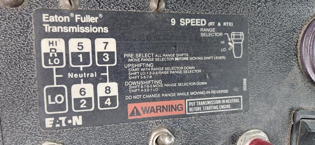 Mack Dumpster Truck thumbnail 18