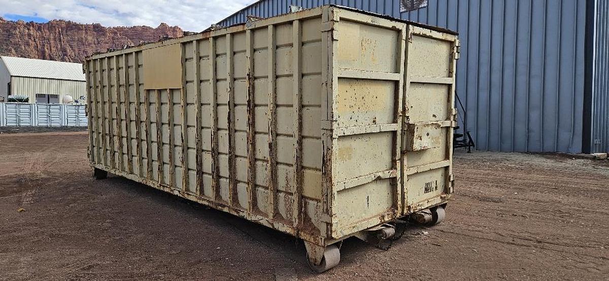 22' Roll Off Enclosed Container thumbnail 5