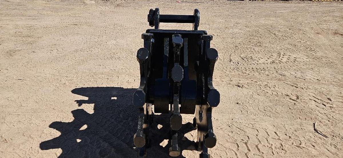 24" Excavator Compaction Wheel thumbnail 2