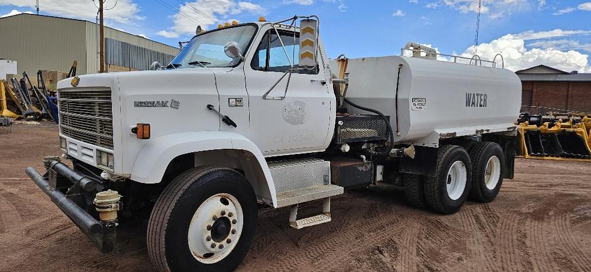 1985 Kodiak 3,000 Gallon Water Truck