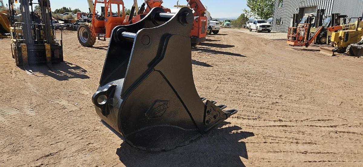 31" Excavator Bucket thumbnail 2