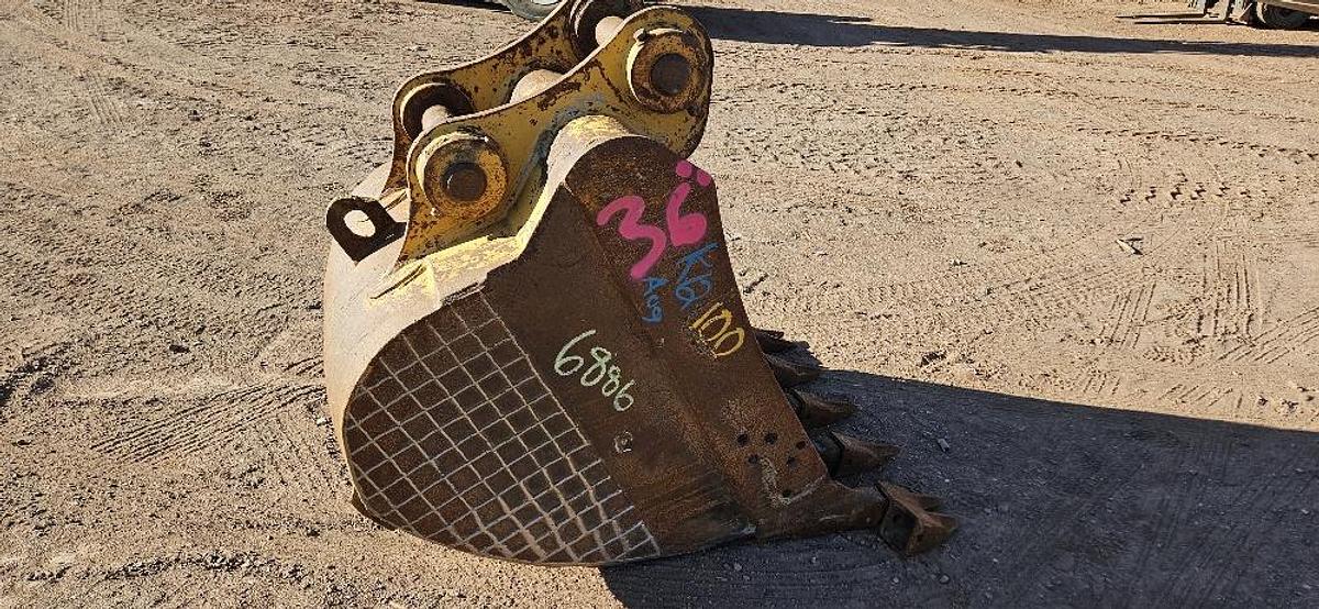 36" Excavator Bucket thumbnail 6