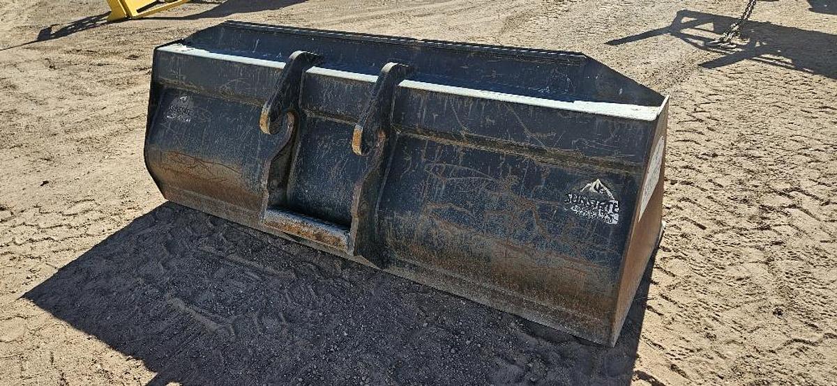 8' Telehandler Bucket thumbnail 2