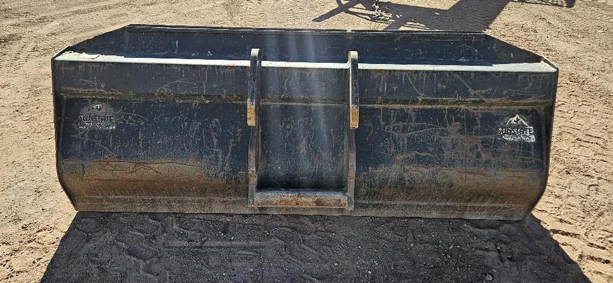 8' Telehandler Bucket thumbnail 3