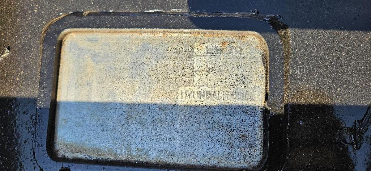 32" Excavator Bucket thumbnail 9