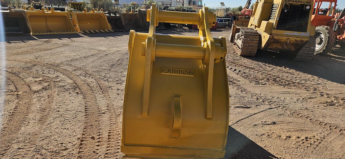 43" Excavator Bucket thumbnail 5