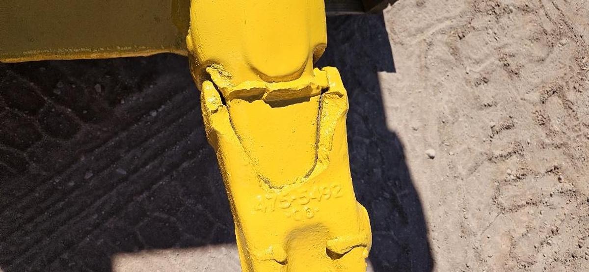 30" Cat 345 Excavator Bucket thumbnail 2