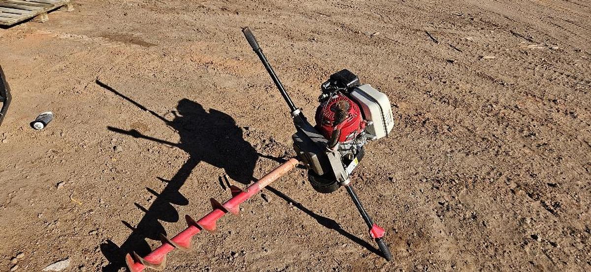 Auger/ Earth Drill thumbnail 2