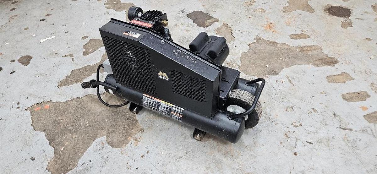 MI-T-M Electric Air Compressor thumbnail 4