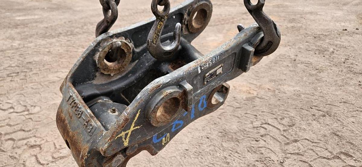 Excavator Quick Coupler thumbnail 6