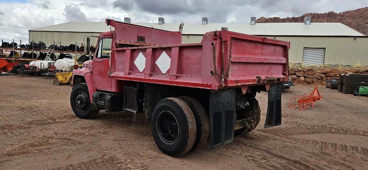 1985 International Dump Truck