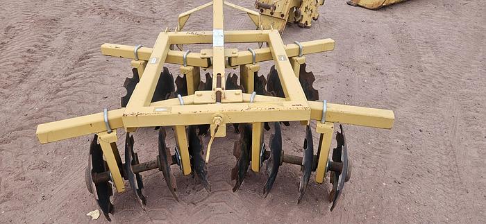 6' Plow for Tractor thumbnail 3