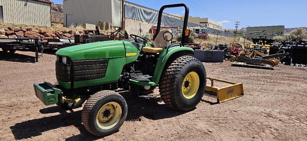 John Deere Utility Tractor | Low Hours! thumbnail 2