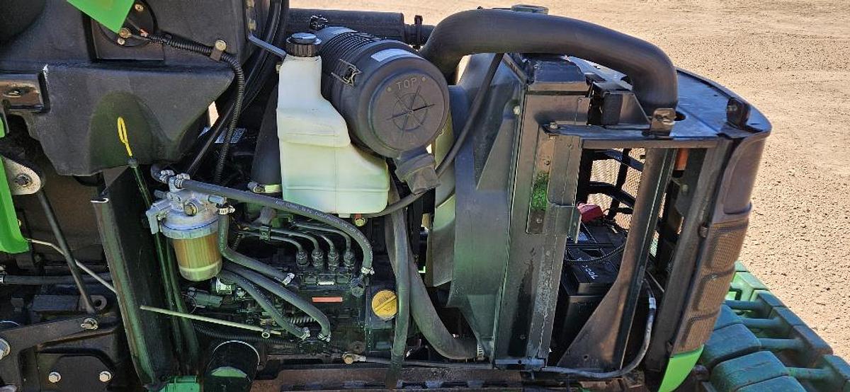 John Deere Utility Tractor | Low Hours! thumbnail 22