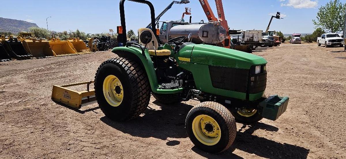 John Deere Utility Tractor | Low Hours! thumbnail 7