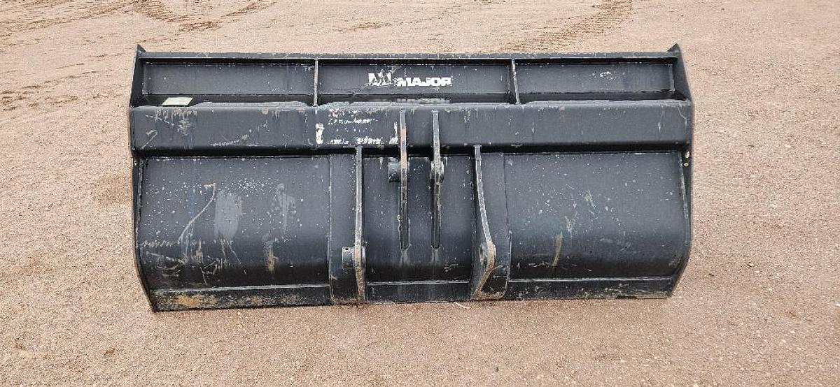 83" Loader Bucket thumbnail 3