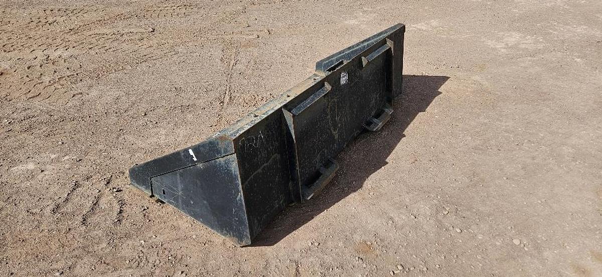 72" Skid Steer Bucket thumbnail 4