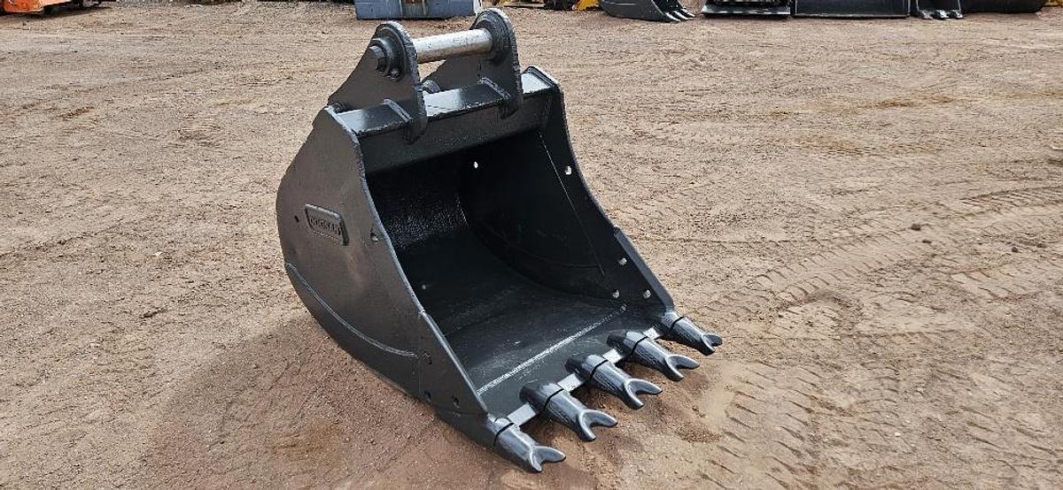 38" Excavator Bucket thumbnail 2