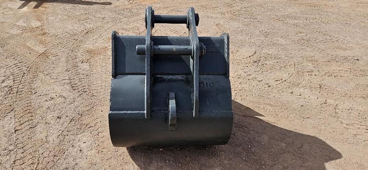 37" Excavator Bucket thumbnail 3