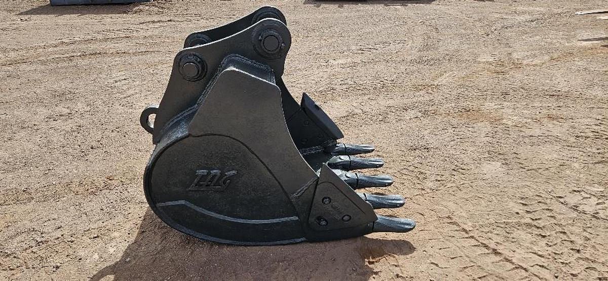 37" Excavator Bucket thumbnail 4