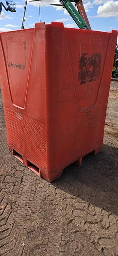 330 Gallon Water Tank thumbnail 4